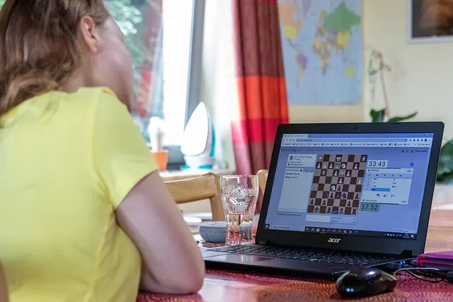 Jak skutecznie znaleźć oferty zakupowe w internecie?