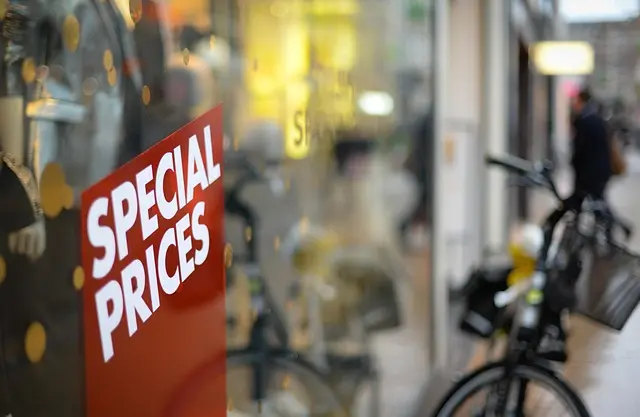 Jak skutecznie wykorzystać oferty zakupowe online? Praktyczny przewodnik