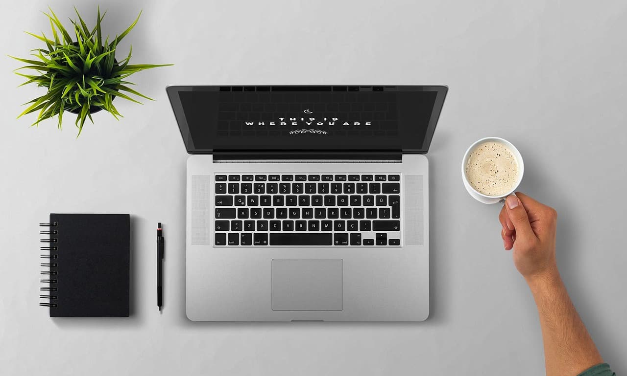 Jak efektywnie ocenić oferty zakupowe online?