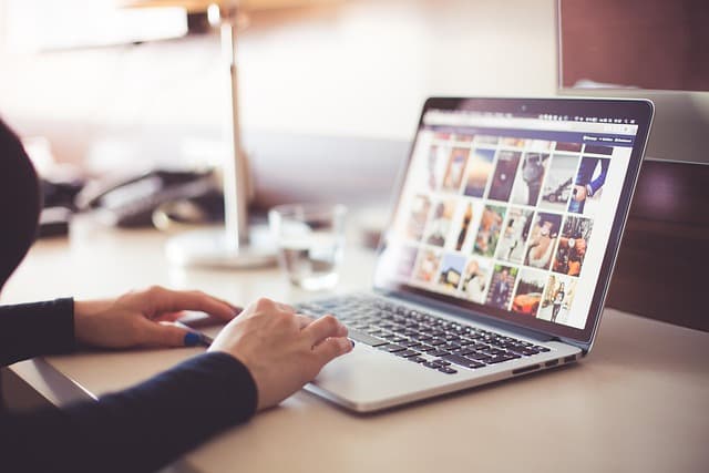 Jak znaleźć najkorzystniejsze oferty zakupowe online: sprawdzone metody